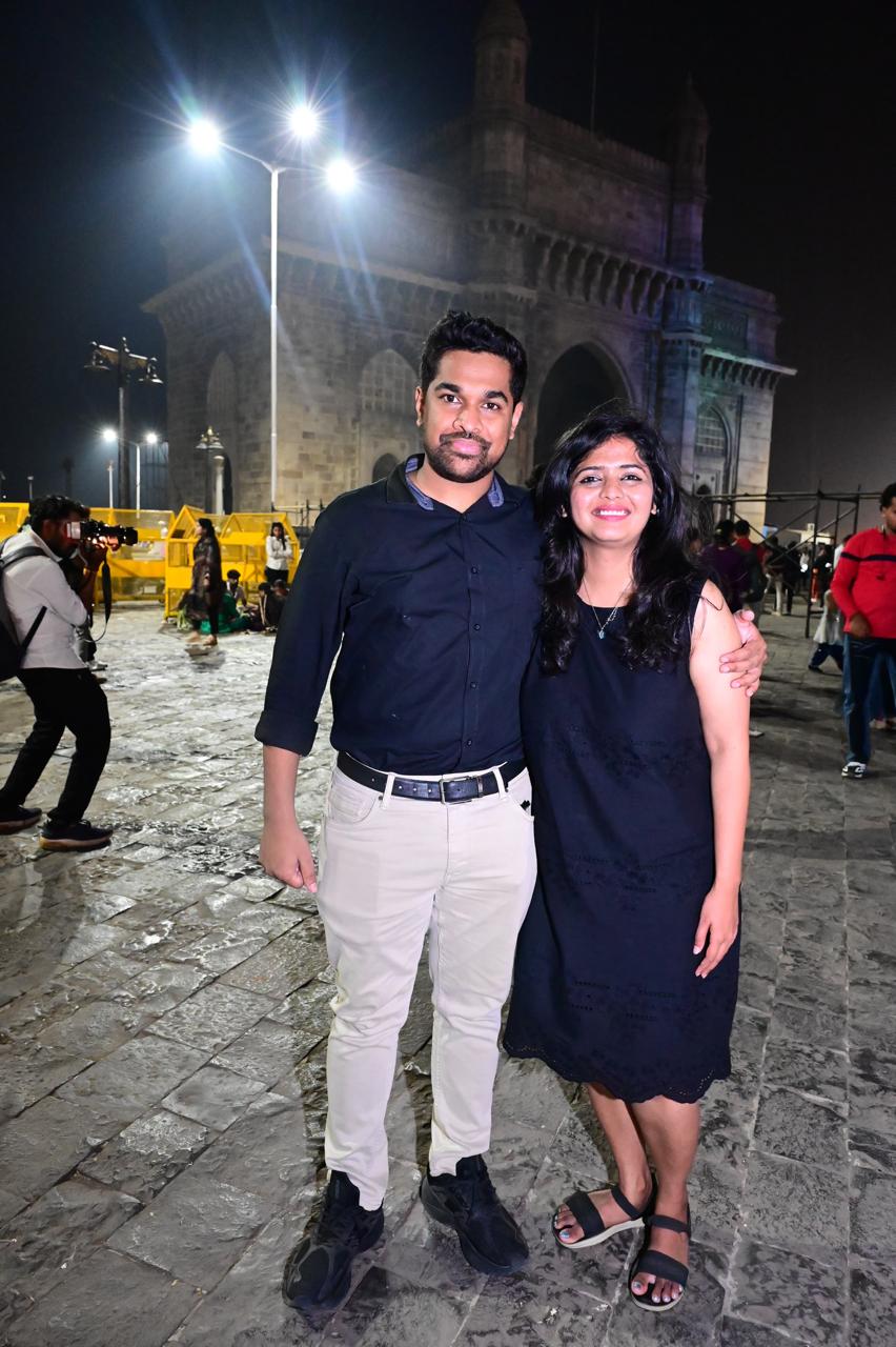 Soham and Sonam at Gateway of India